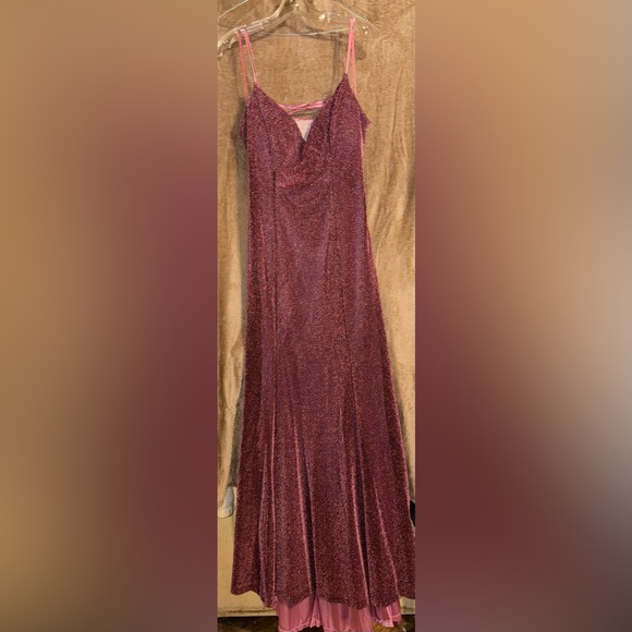 Prom dress - Picture 3 of 4